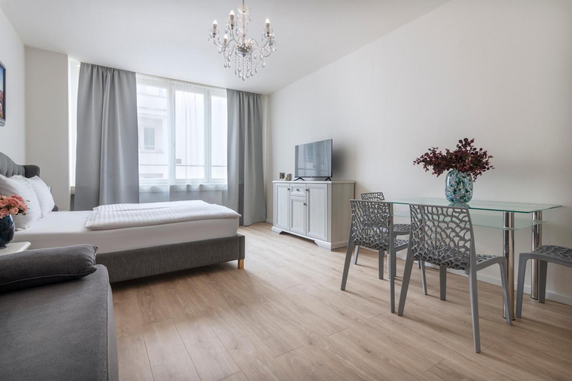 Prague Serenity Suites And Apartments Bagian luar foto