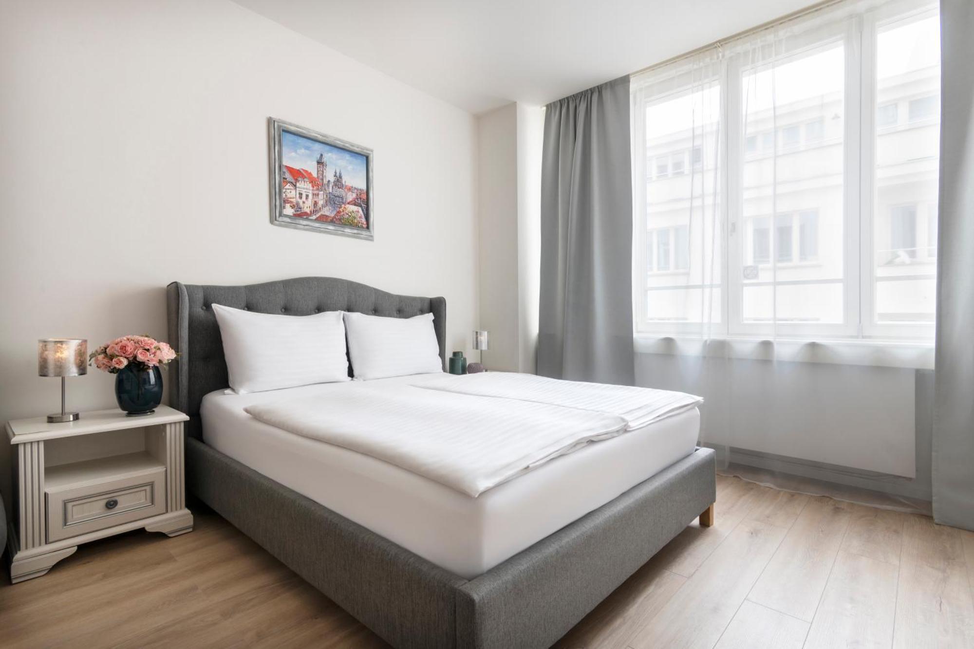 Prague Serenity Suites And Apartments Bagian luar foto