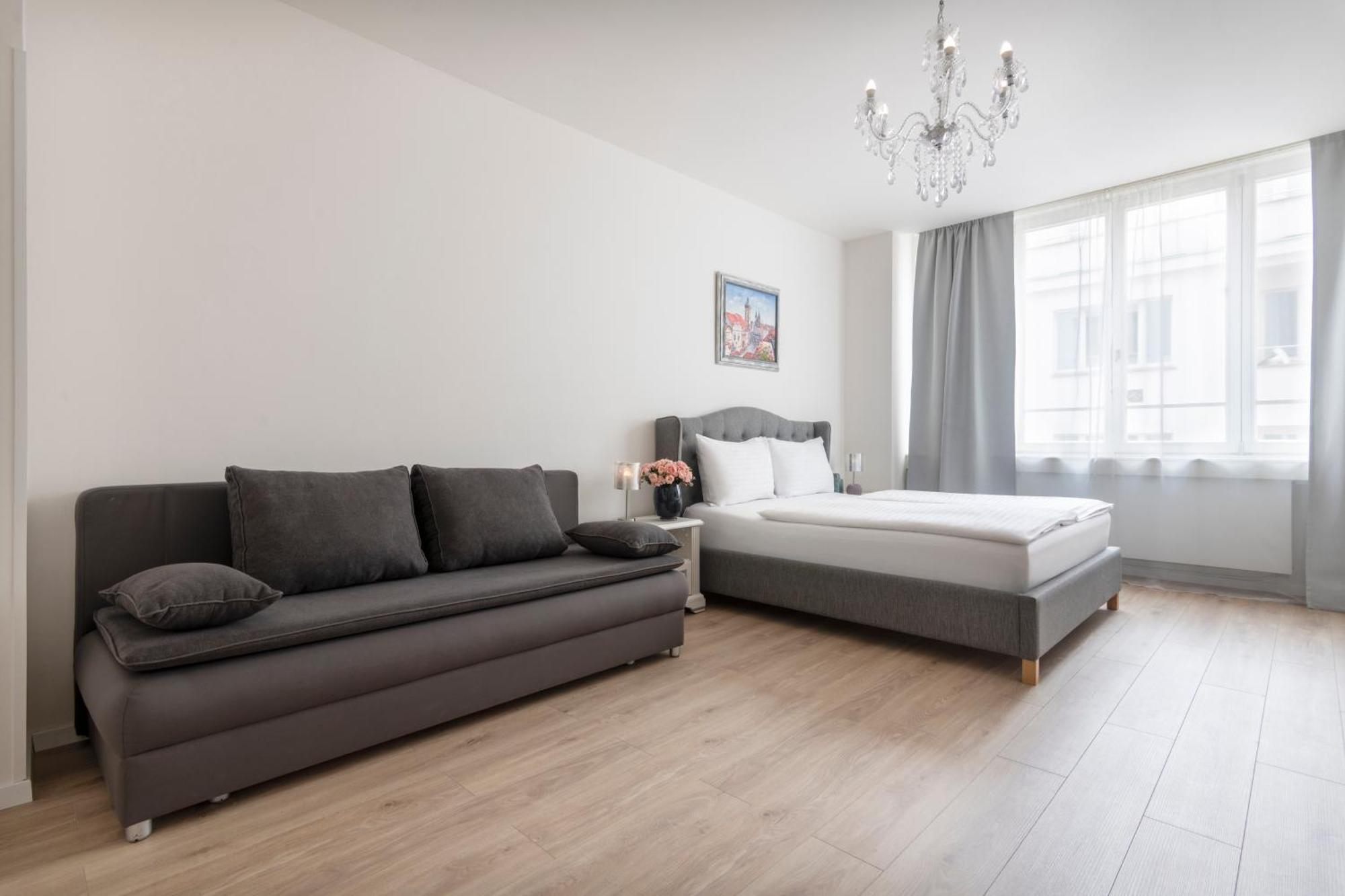 Prague Serenity Suites And Apartments Bagian luar foto